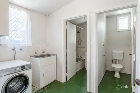 Property photo of 34 Central Avenue Beaconsfield WA 6162