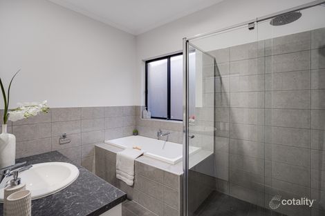 Property photo of 40 West Avenue Northfield SA 5085