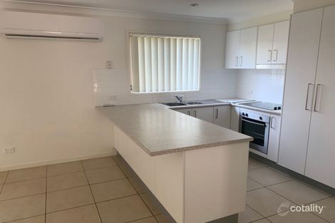 Property photo of 16/11 Montree Circuit Kallangur QLD 4503