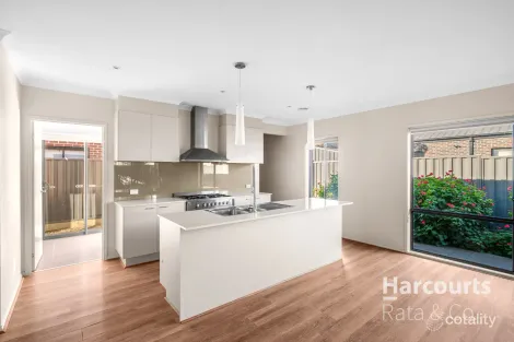 Property photo of 24 Pascal Crescent Kalkallo VIC 3064