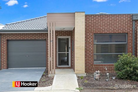 Property photo of 30 Burssi Circuit Doreen VIC 3754