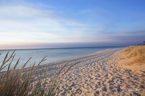 87 Nepean Hwy, Seaford, VIC 3198