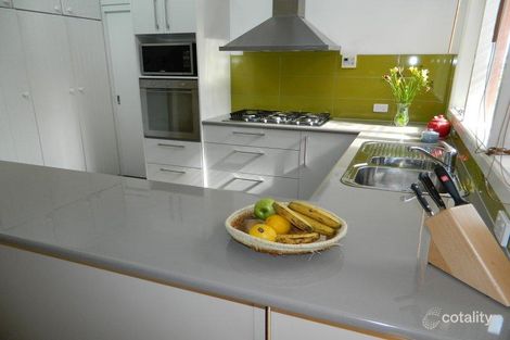 Property photo of 18 Pindari Drive Mount Clear VIC 3350