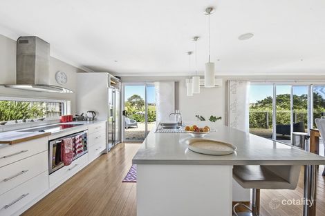 Property photo of 34 Norman Court Lakes Entrance VIC 3909