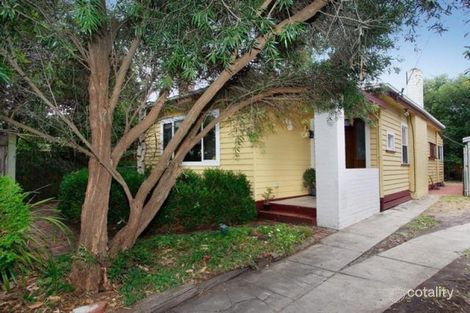 12 Saffron St, Newtown, VIC 3220