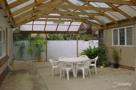 Property photo of 33 Patawalonga Frontage Glenelg North SA 5045