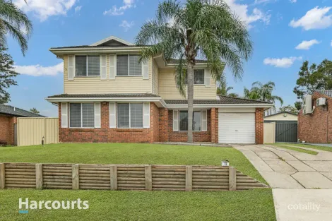 13 Strauss Rd, St Clair, NSW 2759