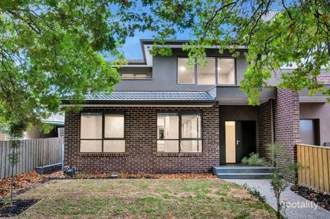 18 Kintore Cres, Box Hill, VIC 3128