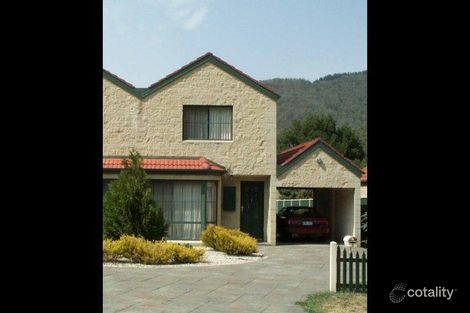 Property photo of 2/12-14 Back Porepunkah Road Bright VIC 3741