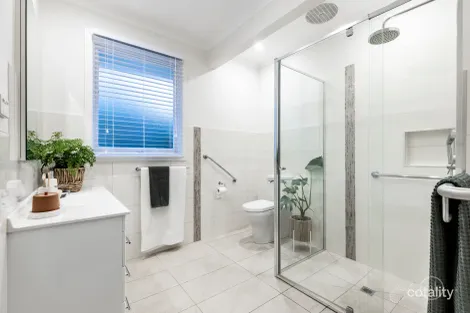 Property photo of 2 Elwers Street Watsonia North VIC 3087