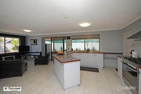 Property photo of 7 Simla Place Caversham WA 6055