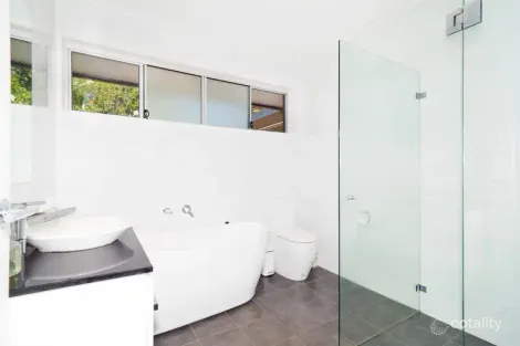 Property photo of 1 Merinda Avenue Epping NSW 2121