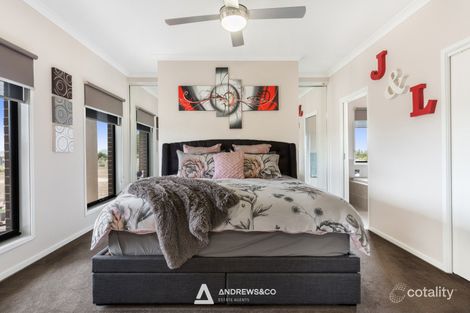 Property photo of 30 Sindarin Court Bannockburn VIC 3331