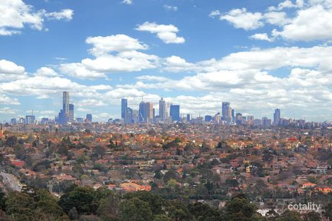 3001/2 Sovereign Point Ct, Doncaster, VIC 3108