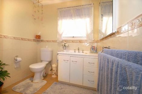 Property photo of 10 Sunhill Avenue Burwood VIC 3125