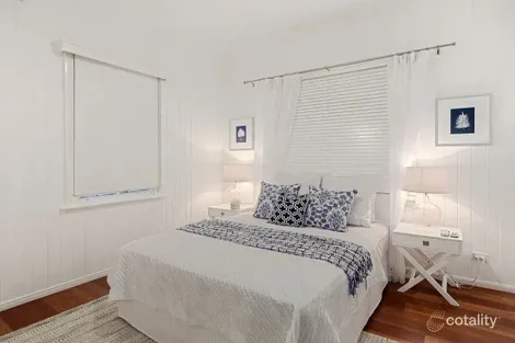 Property photo of 69 Kingsley Terrace Wynnum QLD 4178