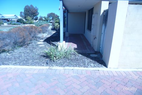Property photo of 18 Larrawa Circle Ellenbrook WA 6069