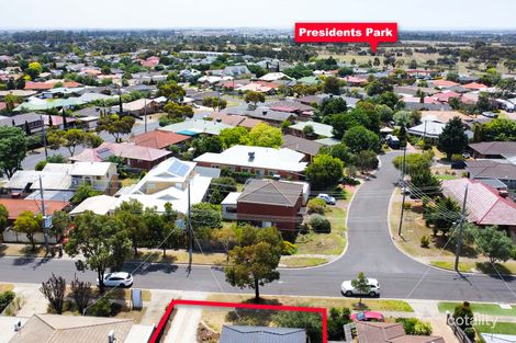 Property photo of 4 Weeden Drive Werribee VIC 3030