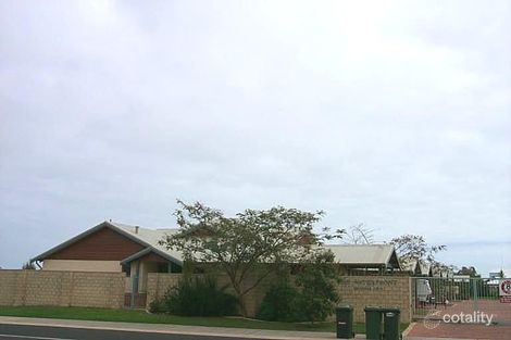 Property photo of 9/1 Waterside Drive Dudley Park WA 6210