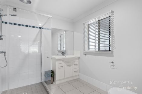 Property photo of 7 Hein Court Regency Downs QLD 4341