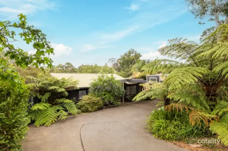 Property photo of 16 Douglas Crescent Monbulk VIC 3793