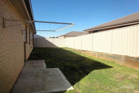 Property photo of 14 Romano Drive Orange NSW 2800