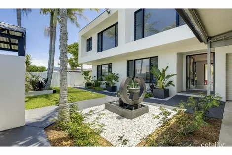 43 Rio Vista Bvd, Broadbeach Waters, QLD 4218