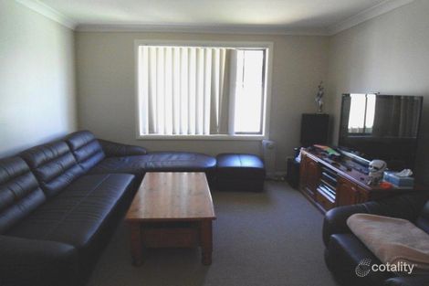 Property photo of 8 Garland Place Young NSW 2594