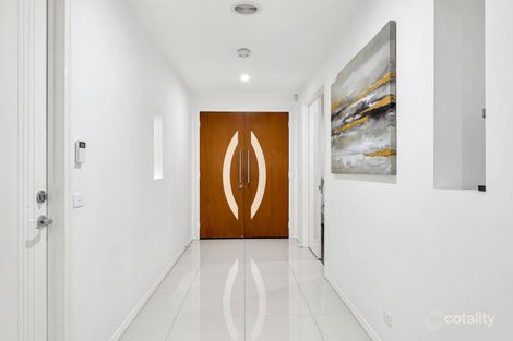 Property photo of 79 Eliburn Drive Cranbourne East VIC 3977