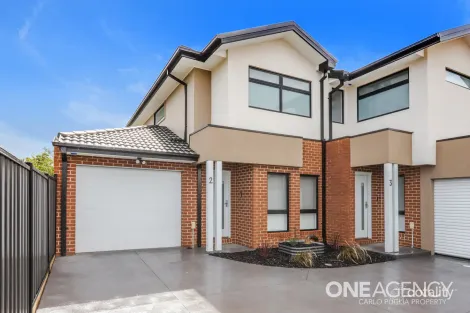 Property photo of 2/10 James Street St Albans VIC 3021