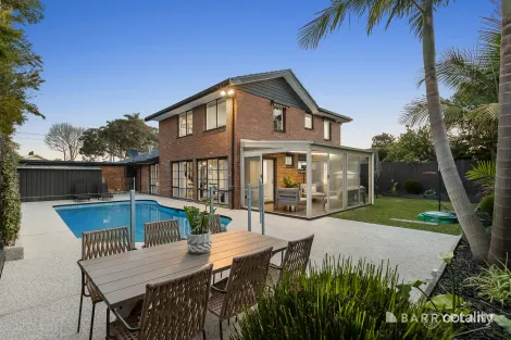 7 Florida Ave, Dingley Village, VIC 3172