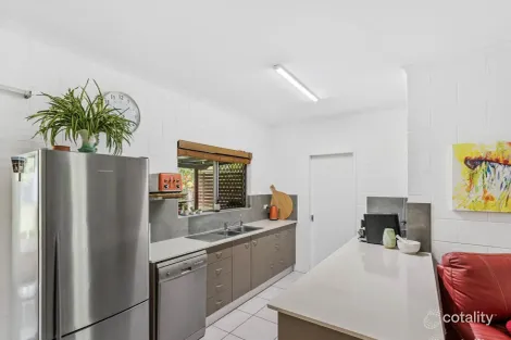 Property photo of 5 Fraser Close Kanimbla QLD 4870