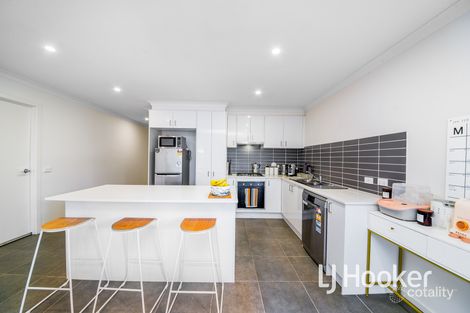 Property photo of 13 Addison Close Officer VIC 3809