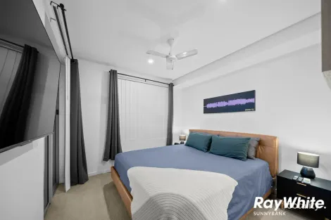 Property photo of 5/908 Logan Road Holland Park West QLD 4121