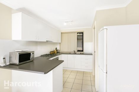 Property photo of 14 Dibbler Place St Helens Park NSW 2560
