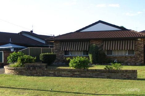 2/8 Waratah Ave, Woy Woy, NSW 2256