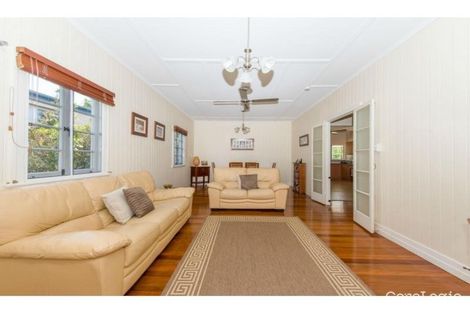 Property photo of 26 Davies Street Oxley QLD 4075