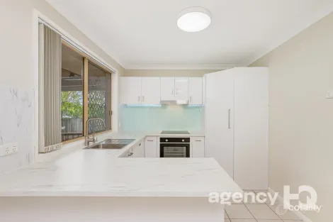 Property photo of 5 Chifley Drive Bethania QLD 4205