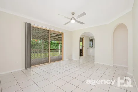 Property photo of 5 Chifley Drive Bethania QLD 4205