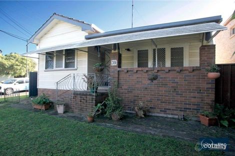 39 Merrylands Rd, Merrylands, NSW 2160