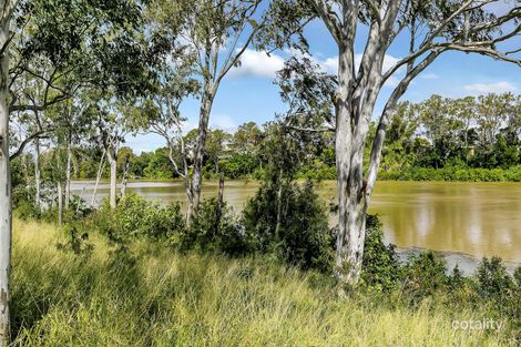 65 Dundas St, Granville, QLD 4650