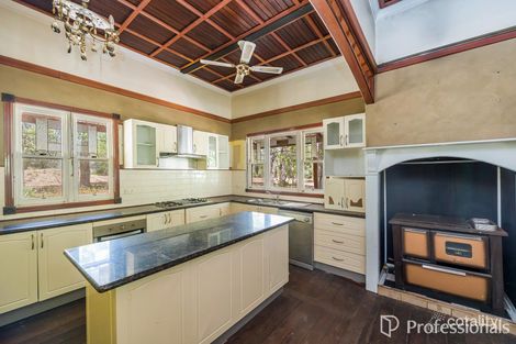 Property photo of 30 Edward Road Lesmurdie WA 6076