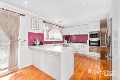 Property photo of 18 Papworth Place Meadow Heights VIC 3048