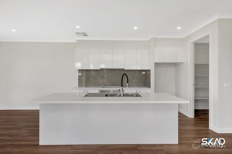 Property photo of 10 Claude Street Kalkallo VIC 3064