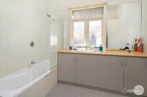 13 Little Clyde St, Soldiers Hill, VIC 3350