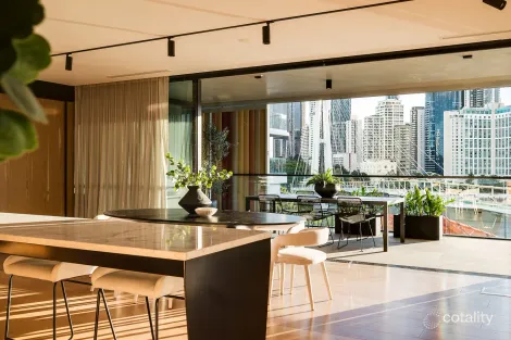 Property photo of 1/2 Scott Street Kangaroo Point QLD 4169