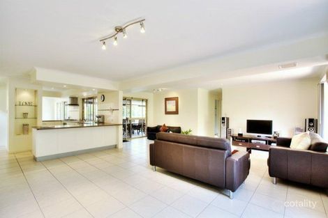 Property photo of 4 Paraburdoo Crescent Shailer Park QLD 4128