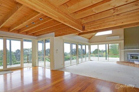 Property photo of 12 Thomson Avenue Olinda VIC 3788