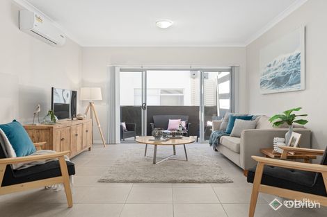 Property photo of 8 Axel Walk Cranbourne North VIC 3977