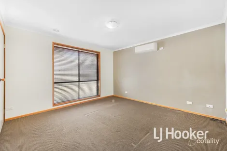 Property photo of 1/7 Sarah Place Hampton Park VIC 3976